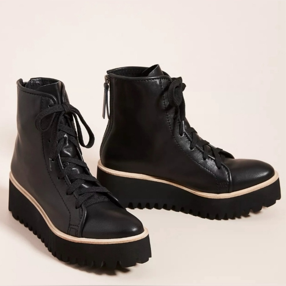 Anthropologie ALL BLACK- “Chelsea”PLATFORM CAMPER ANKLE BOOTS. EUC